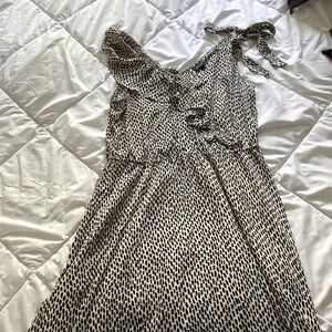 Who What Wear size L patterened dress